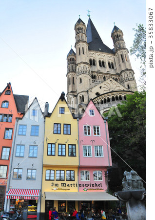 ドイツ・ケルンの聖マルティン教会と可愛いカフェ 35833067
