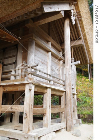 信州　東筑摩郡麻績村の文化財　神明社「假殿」拡大　国重要文化財指定　幣殿を有する 35834537