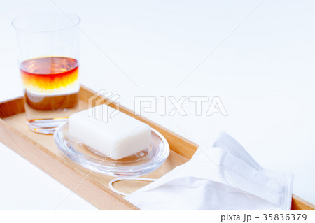 【風邪予防】うがい・手洗い・マスク 35836379