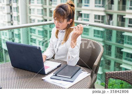 Senior asian businesswoman working in modern office 35842806
