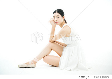 バレリーナ バレエ 女性 35843009