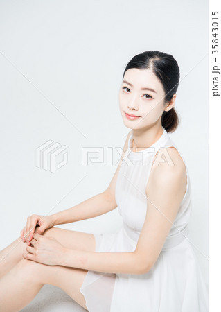 バレリーナ バレエ 女性 35843015