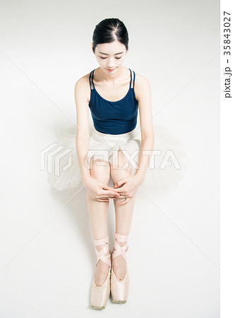 バレリーナ バレエ 女性 35843027