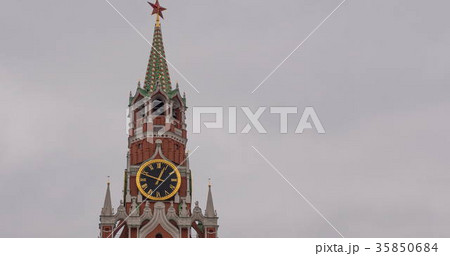 Main Clock named Kuranti on Spasskaya Tower 35850684