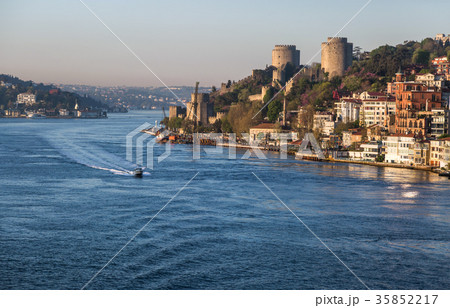 Bosphorus strait in the morning. 35852217