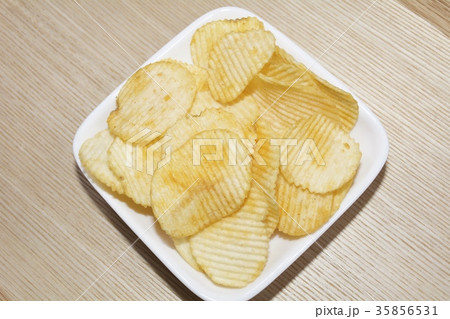 ポテトチップス 35856531