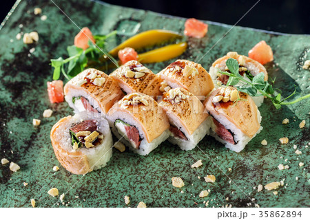fusion sushi 35862894