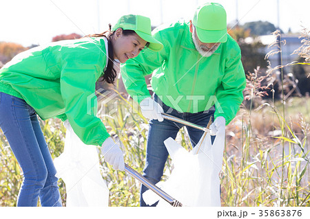 シニア(清掃活動) シニア(清掃活動) 35863876