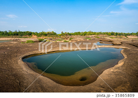 Natural of Rock Canyon in Mekhong River 35865809
