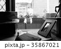 白黒 黒白 モノクロ 35867021