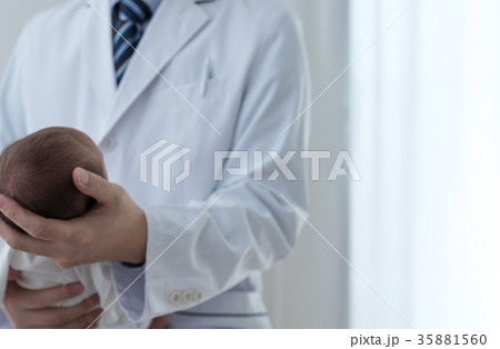 新生児 医療 イメージ 新生児 医療 イメージ 35881560