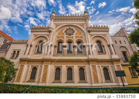 Spanish Synagogue in Prague, Czech Republic Spanish Synagogue in Prague, Czech Republic 35883750