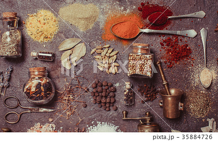 Flat lay spices 35884726