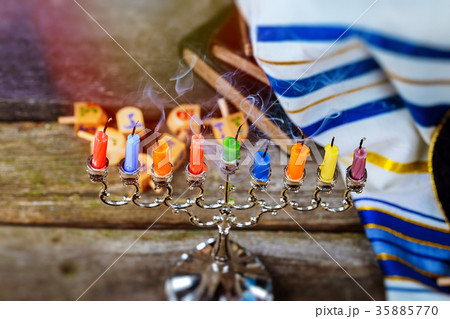 Star of David Hanukkah menorahの写真素材 [35885770] - PIXTA