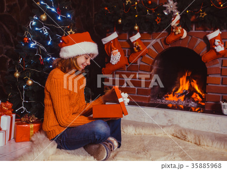 Teenage girl with gift Teenage girl with gift 35885968