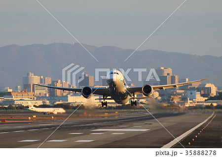 伊丹空港 787 離陸 飛行機 伊丹空港 787 離陸 飛行機 35888278