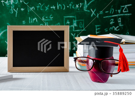Apple Knowledge Symbol and Pencil Books Apple Knowledge Symbol and Pencil Books 35889250