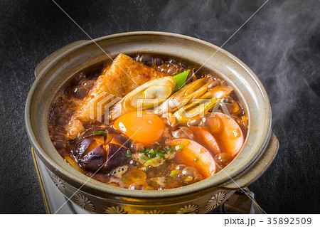 味噌煮込みうどん Miso stew noodles Japanese food 味噌煮込みうどん Miso stew noodles Japanese food 35892509