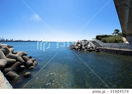 播磨の海　高砂海浜公園より　（兵庫県高砂市　加古川市） 35904579