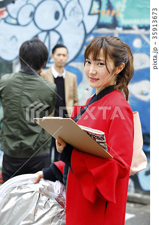 街頭取材　取材　街頭スナップ　メンズファッション 35913673