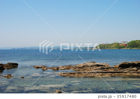 三浦市三崎町諸磯の風景_11 35917480