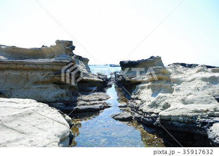 三浦市三崎町諸磯の風景 35917632
