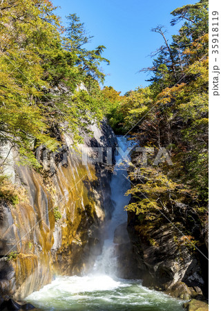 山梨県 昇仙峡 仙娥滝 山梨県 昇仙峡 仙娥滝 35918119