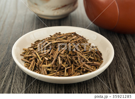 ほうじ茶 茶葉 日本茶 白皿 ほうじ茶 茶葉 日本茶 白皿 35921285