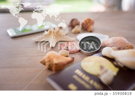 travel and business accessories 35930819