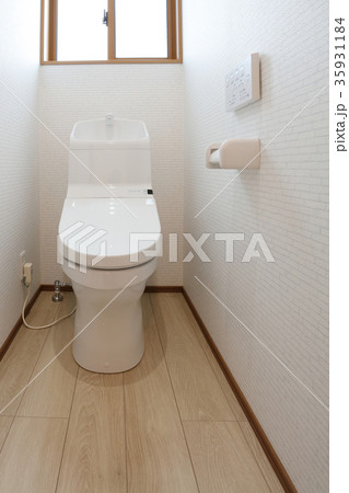 新築住宅 トイレ 35931184