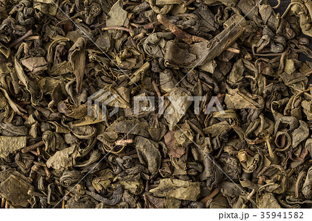 Gunpowder green tea Gunpowder green tea 35941582