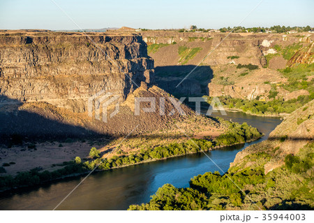Snake River Canyon near Twin Falls, Idaho 35944003