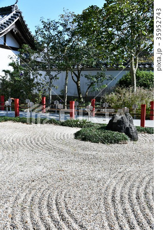 野間大坊 本殿 鐘楼堂 巡拝路 大門 悠紀殿 野間大坊 本殿 鐘楼堂 巡拝路 大門 悠紀殿 35952743