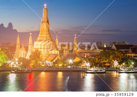 Night twilight Arun temple 35959129
