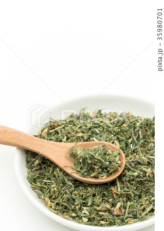 お茶用アルファルファ: Alfalfa leaves お茶用アルファルファ: Alfalfa leaves 35980701