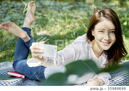 セルフカメラ 自撮り セルカ 35989699