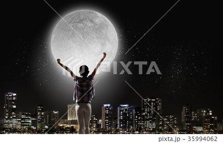 Night city life 35994062