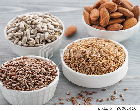 LSA mix, Linseed, Sunflower seeds, Almonds 36002416