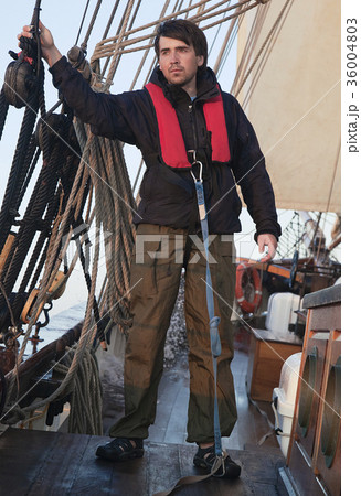 Young sailor 36004803