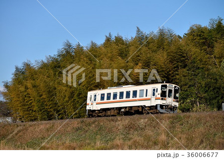 キハ11系参宮線単行列車 キハ11系参宮線単行列車 36006677