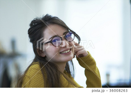 美容室に来た学生 36008263