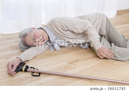 高齢者の転倒事故 介護事故 高齢者の転倒事故 介護事故 36012785