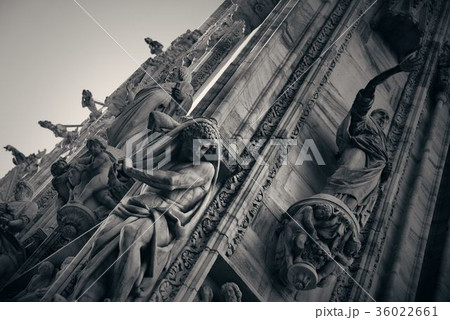 Milan Cathedral closeup 36022661