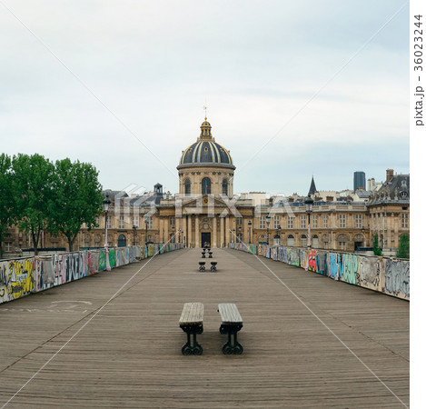 Pont des Arts Pont des Arts 36023244