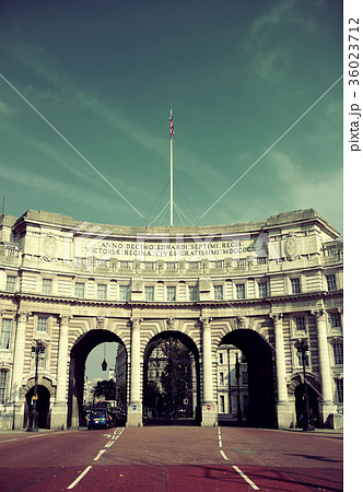 Admiralty Arch London 36023712