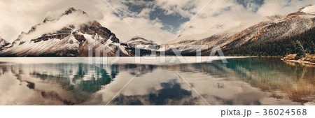 Bow Lake 36024568