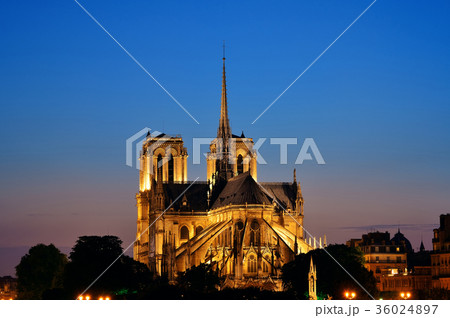 Notre Dame de Paris 36024897