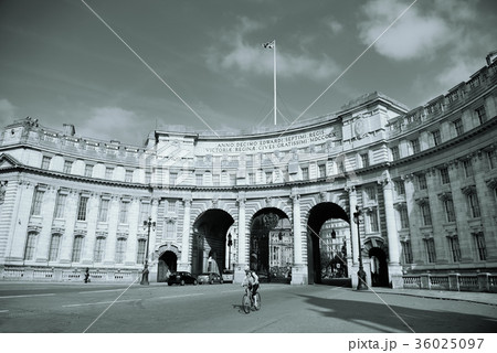 Admiralty Arch London 36025097