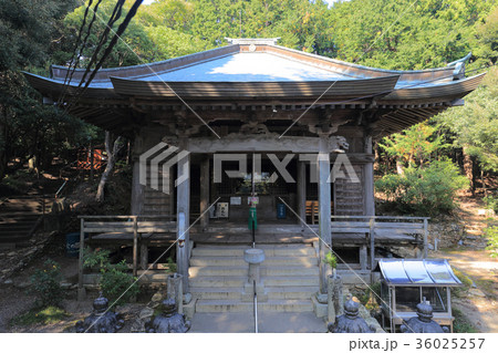 四国霊場第18番札所「恩山寺」本堂 四国霊場第18番札所「恩山寺」本堂 36025257