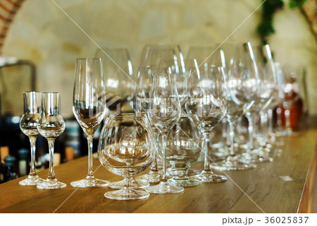 different kind of glasses 36025837